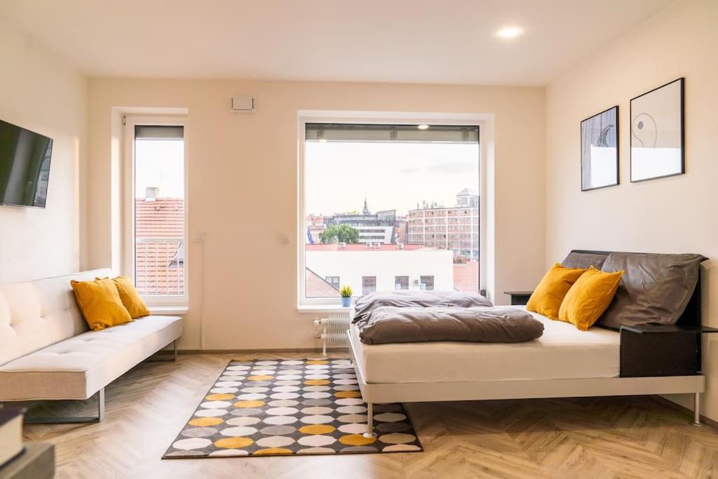 Brno Center View Apartement B - With Self Check-In מראה חיצוני תמונה